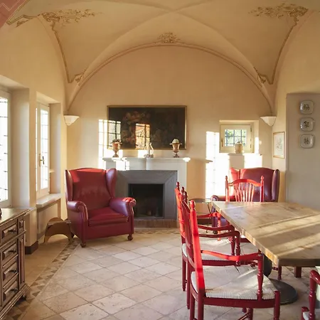 Fogliacchi Villa *